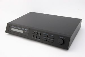 Roland MT 32.jpeg